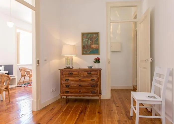 Spacious Alfama Duplex, By TimeCooler